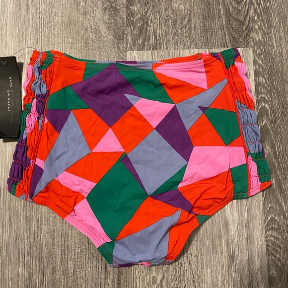*NWT* Marc by Marc Jacobs highwaisted swim bottom - Picture 3 of 4